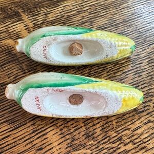 vintage corn on the cob salt and pepper shakers (made in Japan)